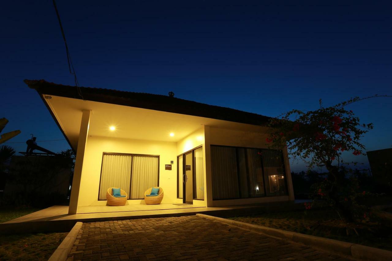 Belitung Holiday Resort Sijuk Экстерьер фото