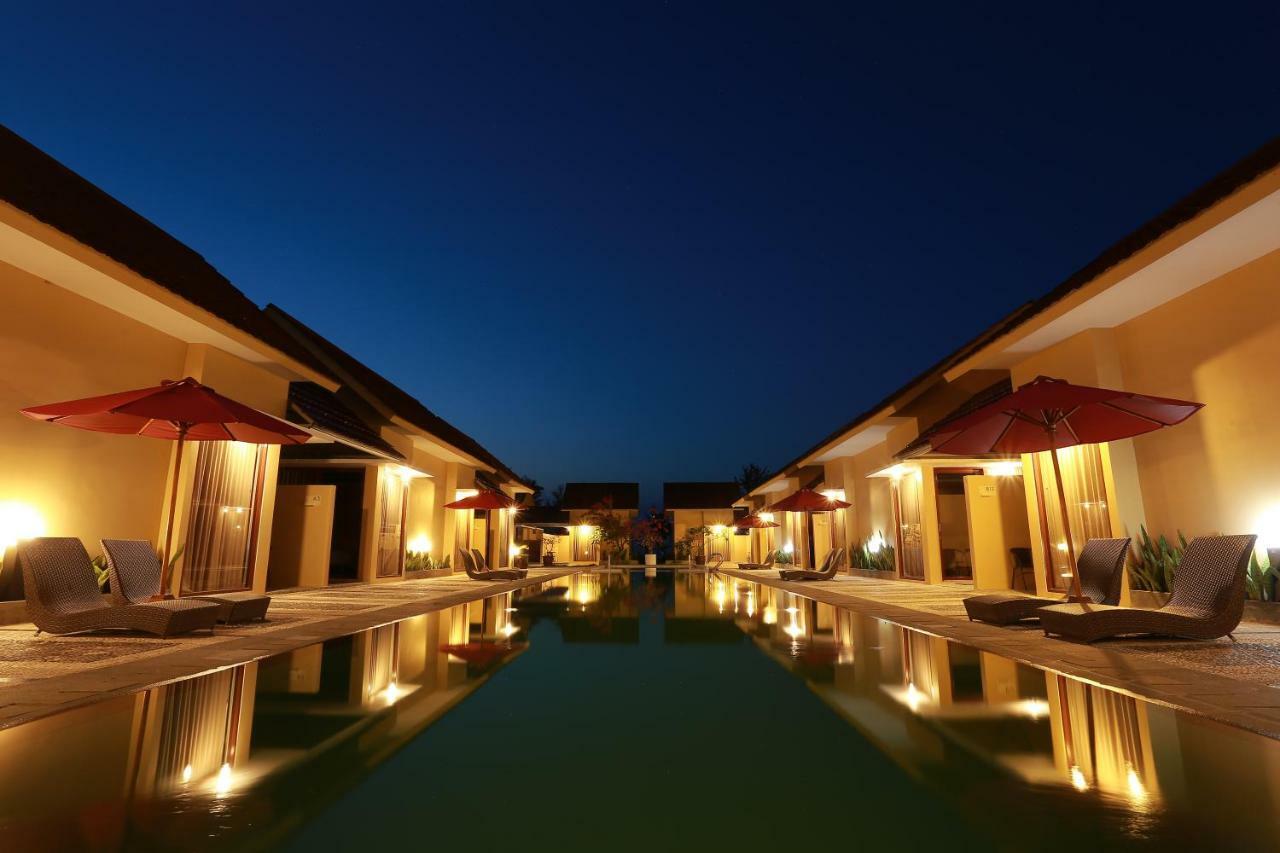 Belitung Holiday Resort Sijuk Экстерьер фото