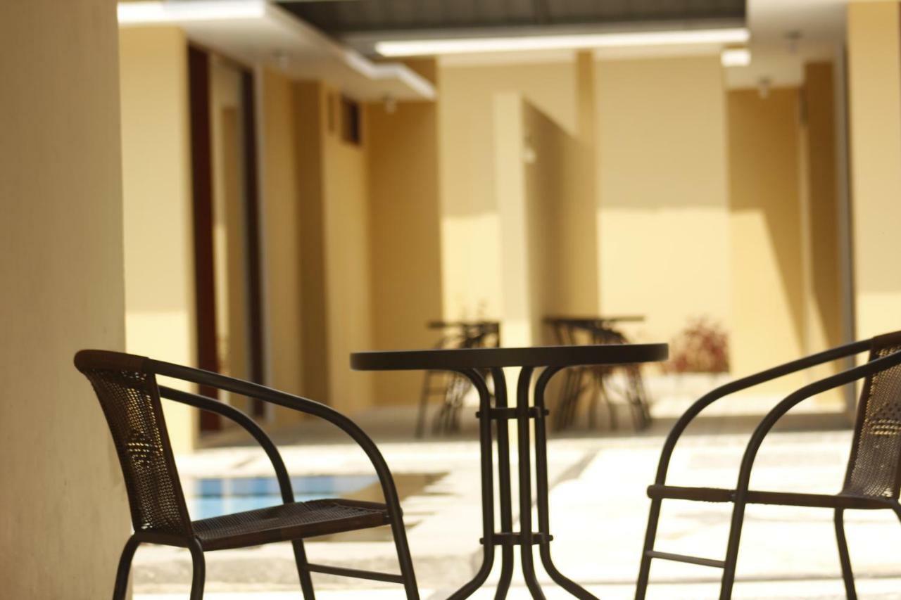 Belitung Holiday Resort Sijuk Экстерьер фото